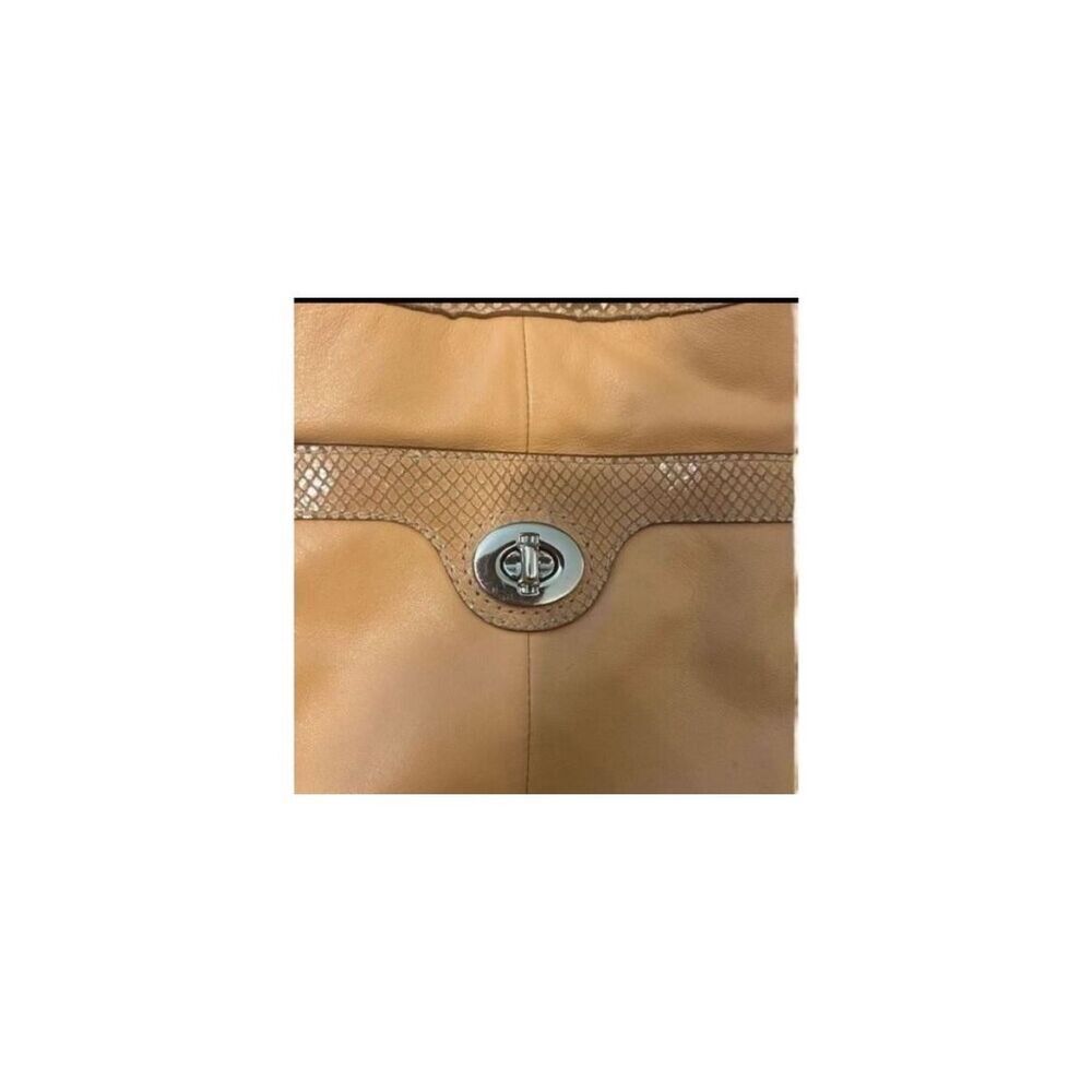 Coach Penelope Crossbody - Picture 4 of 8